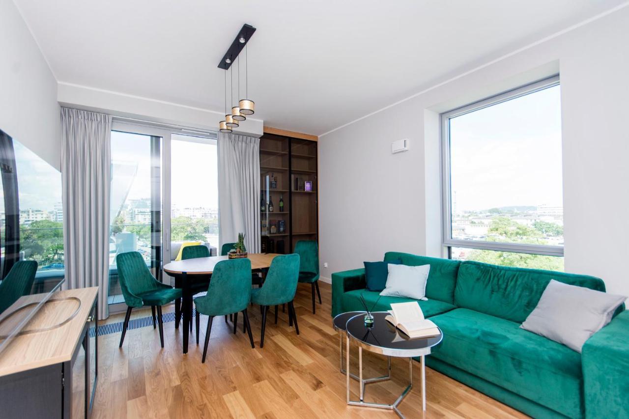 Yacht Park Rentyear Apartments Gdynia Bagian luar foto