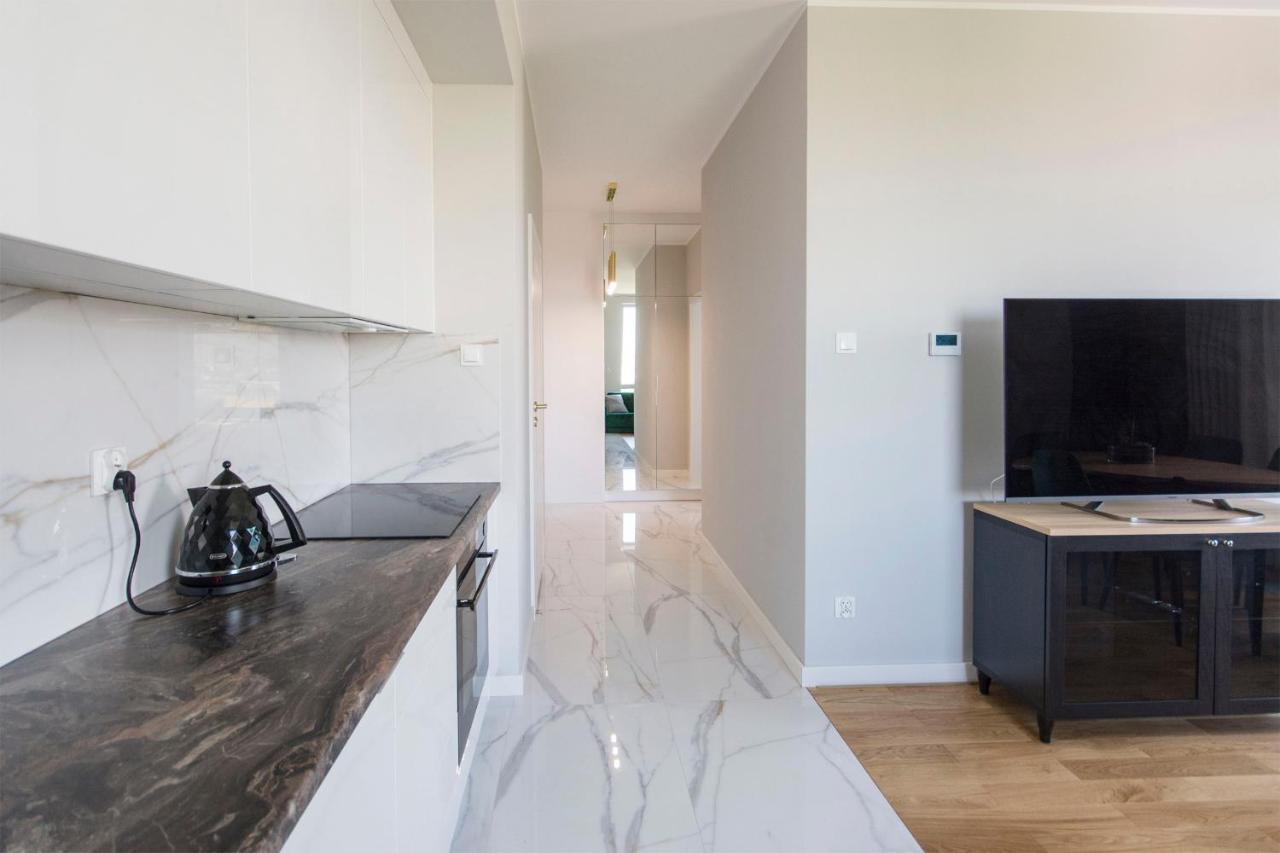 Yacht Park Rentyear Apartments Gdynia Bagian luar foto